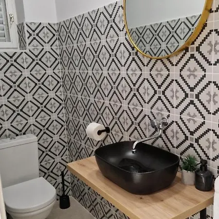 Antica 1 Apartment
